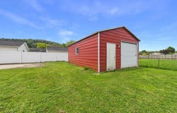 204 Shawnee Estates, Winfield, WV 25213