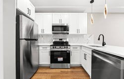 463 E 143rd St, Bronx, NY 10454