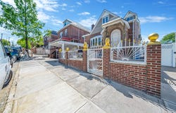 51-78 72nd Place, Maspeth, NY 11377