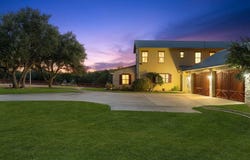 4401 Whirlwind Cv, Spicewood, TX 78669