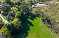 1350 W Whitmore Court, Lake Forest, IL 60045