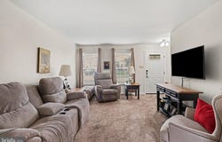 3 LOGANS Run, ENOLA, PA 17025