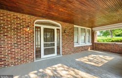 41 W MAIN Street, FAWN GROVE, PA 17321