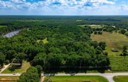 E 76 Highway, Clinton, SC 29325