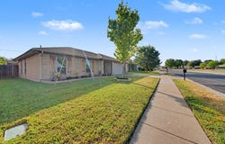 7624 Maplehill Road, Watauga, TX 76148