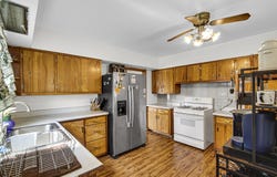 2740 Ridge Road, Lansing, IL 60438
