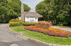 230 Kates Path, Yarmouth Port, MA 02675