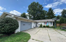 2475 Sand Run, Fairlawn, OH 44333