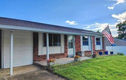 12050 Providence Lane, Maryland Heights, MO 63043