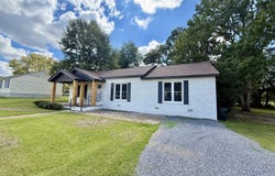 108 Lamar Street, Crystal Springs, MS 39059