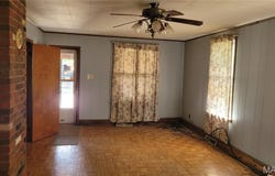 78 Frank Lane, Hillsboro, IL 62049