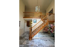 107 BENTLEY Drive, MOUNT LAUREL, NJ 08054