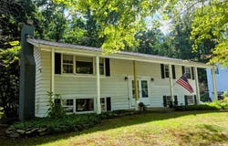 28 Robert Drive, Hyde Park, NY 12538