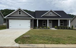 214 Mossy Rock Rd, Clinton, TN 37716
