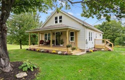 907 Center Church Rd, Shenango Twp, PA 16101