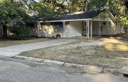 4022 Walnut St, Texarkana, TX 75503
