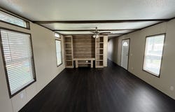 14146 Interstate 35 Access Road, Von Ormy, TX 78073