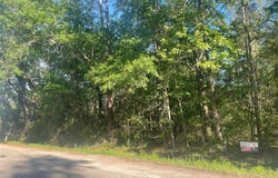 Johnson Dr, Orange, TX 77632