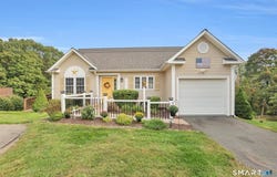 17 Ginger Circle, Portland, CT 06480