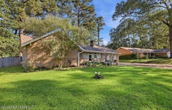 63 Willowbrook Lane, Brandon, MS 39042