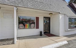 2036 & 2038 E Van Buren, Eureka Springs, AR 72632