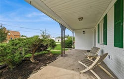 137 19th Avenue SW, Cedar Rapids, IA 52404