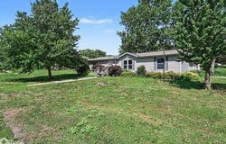 401 walnut Street, Walnut, IA 51577