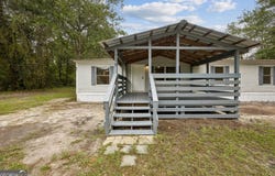 720 Palmhurst Drive, Folkston, GA 31537