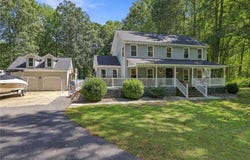 609 Fairfield Drive, Chesapeake, VA 23322