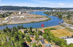 740 H St, CoosBay, OR 97420