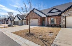 1610 S 17th Place, Rogers, AR 72758
