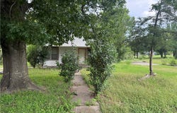 206 Farish Avenue, Rosebud, TX 76570