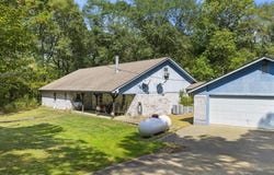 634 County Road 176, San Augustine, TX 75972