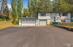 321 Monica St, Troy, ID 83871