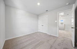 212 Firefox Way, Jarrell, TX 76537