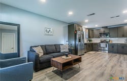 615 E 9th Avenue, Belton, TX 76513