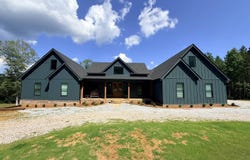 1782 Cornelia St., Marion, AL 36756