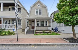 482 Delaware Avenue, Albany, NY 12209