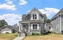 24 Brouilette St, Chelmsford, MA 01863