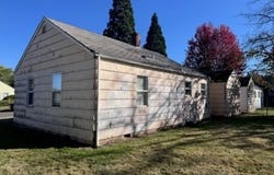 1807 NE WALNUT Ave, WoodVillage, OR 97060