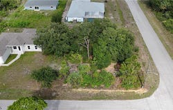 2025 Robert Avenue, Alva, FL 33920