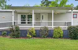 150 Harbors End Drive, Saluda, SC 29138