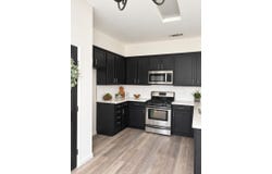 2724 Lakeridge Avenue, Tulare, CA 93274