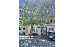 226 N Vendome Ave, Margate, NJ 08402
