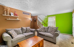 1238 HOLMESPUN Drive, PASADENA, MD 21122