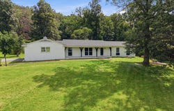 1588 U.S. 641, Marion, KY 42064