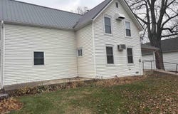 510 2ND Street, De Witt, IA 52742