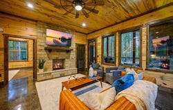 28 Hobie Cat Lane, Broken Bow, OK 74728