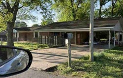 607 NW 2nd St, Atkins, AR 72823