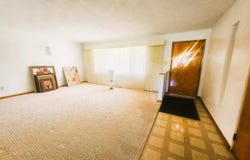 1950 W 60th Place, Merrillville, IN 46410